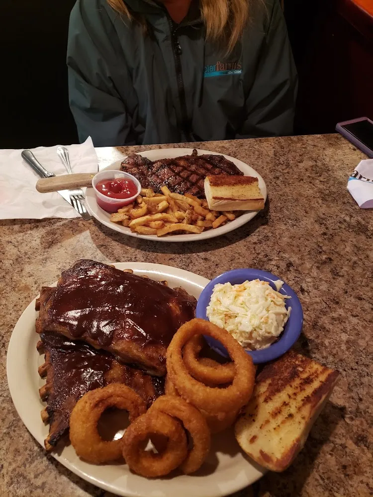 Pork Ribs with Onion Rings